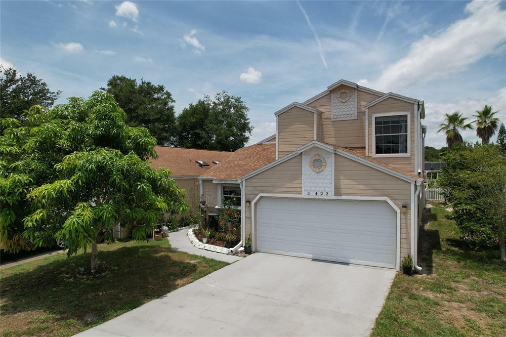 Property Photo:  5423 Andover Drive  FL 32812 