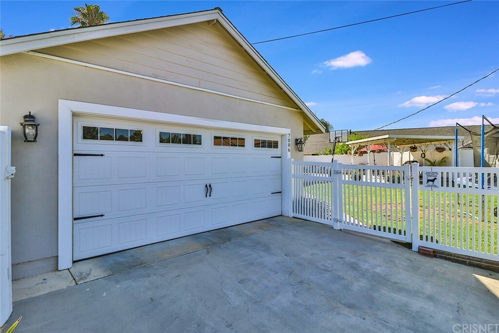 Property Photo:  7006 Green Vista Circle  CA 91307 