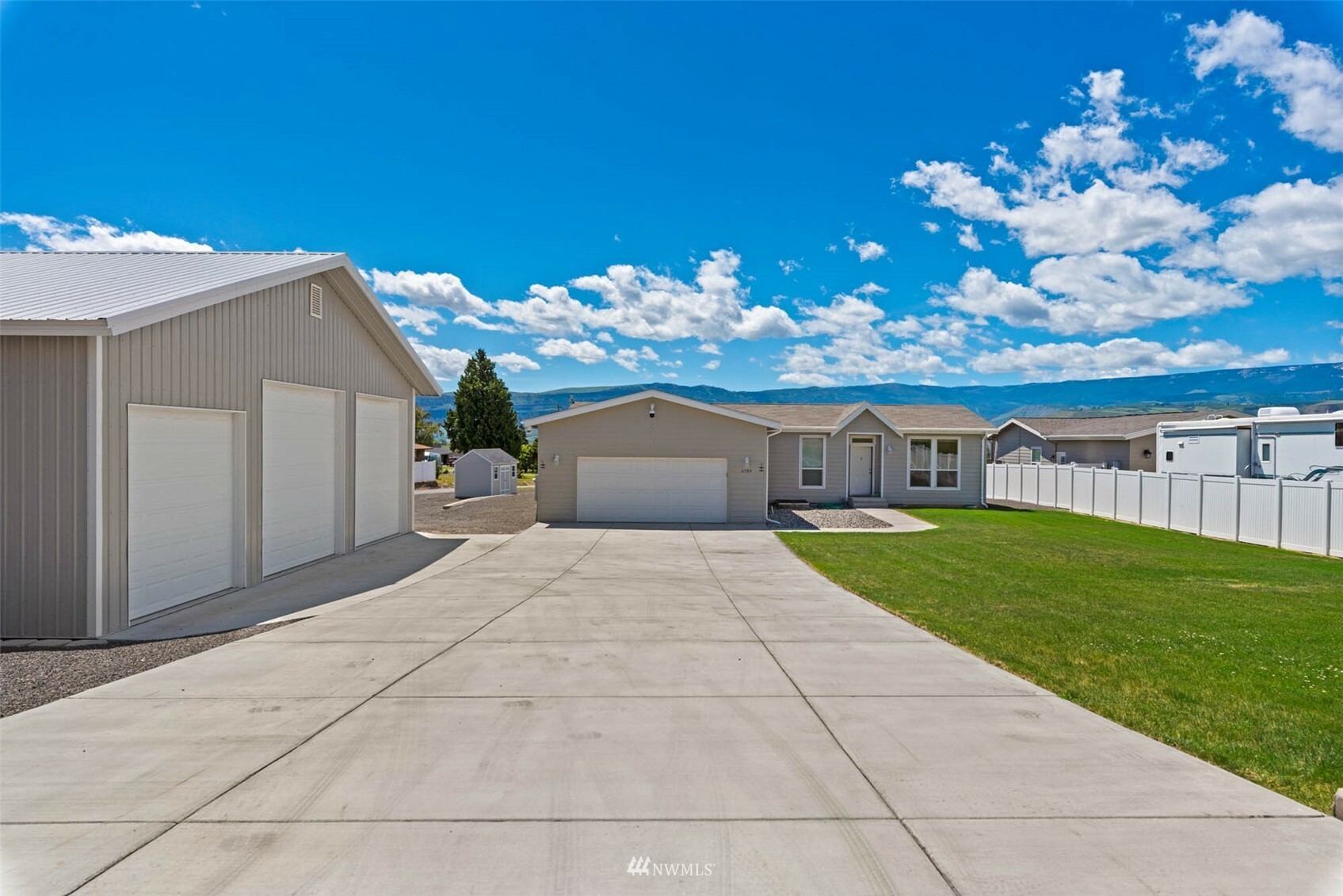 Property Photo:  2584 NE Olympic Drive  WA 98802 