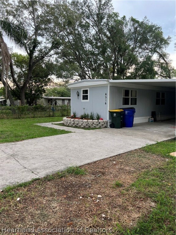 4516 Alhambra Avenue  Sebring FL 33870 photo