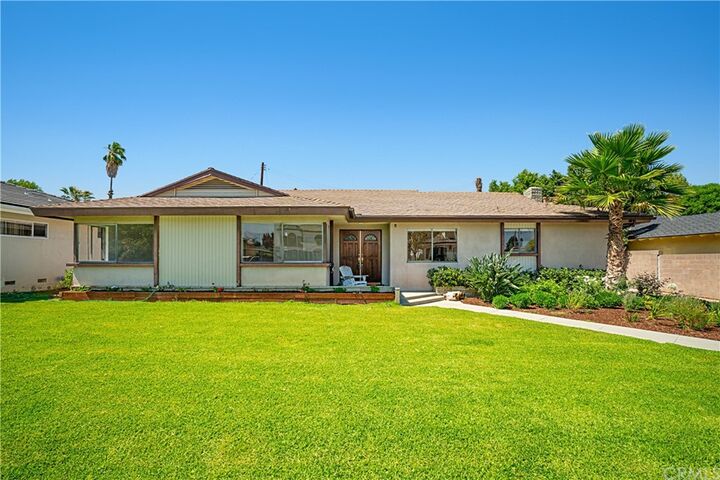 Property Photo:  365 Fairview Avenue  CA 91007 