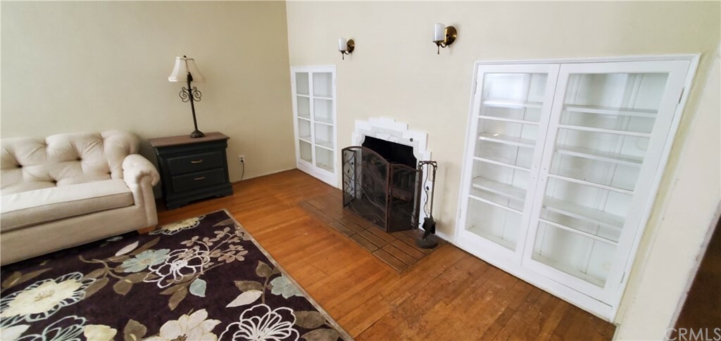 Property Photo: 822 E Palm Avenue CA 91016
