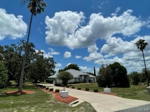 Property Photo:  823 N Cherry Pop Drive  FL 34453 