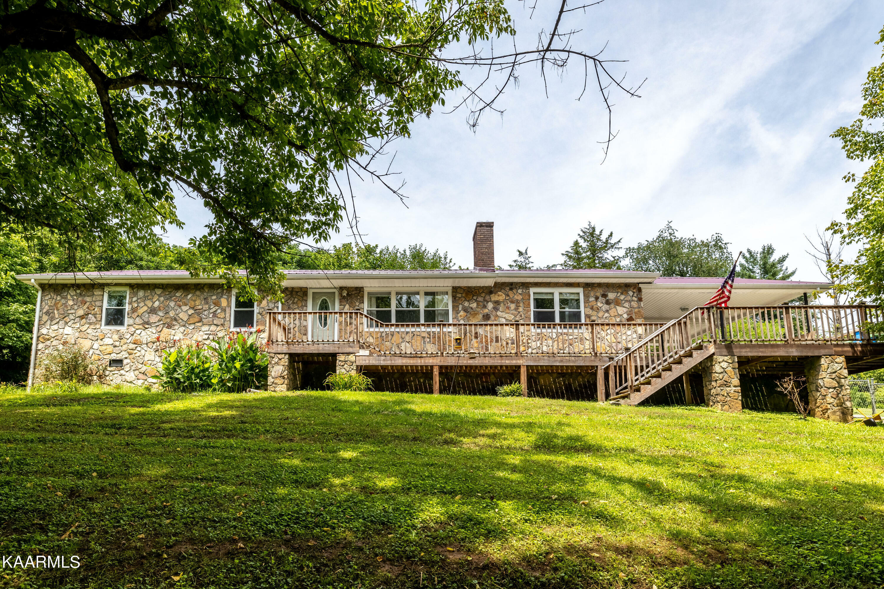 Property Photo:  111 Robin Rd  TN 37766 