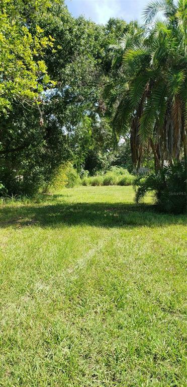 Property Photo:  1715 Rita Street  FL 34231 