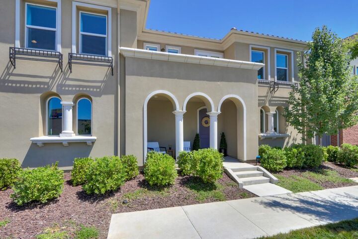 3604 Troy Dalton Street  Sacramento CA 95816 photo