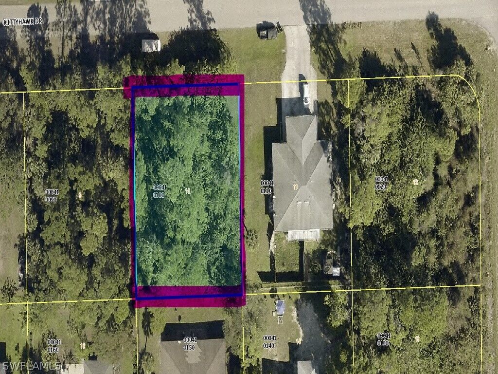 Property Photo: 3829 Kittyhawk Drive FL 33905