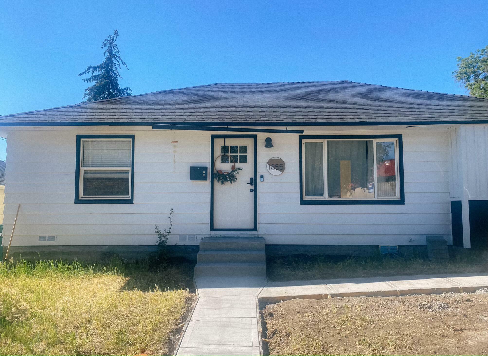 1855 Portland Street  Klamath Falls OR 97601 photo