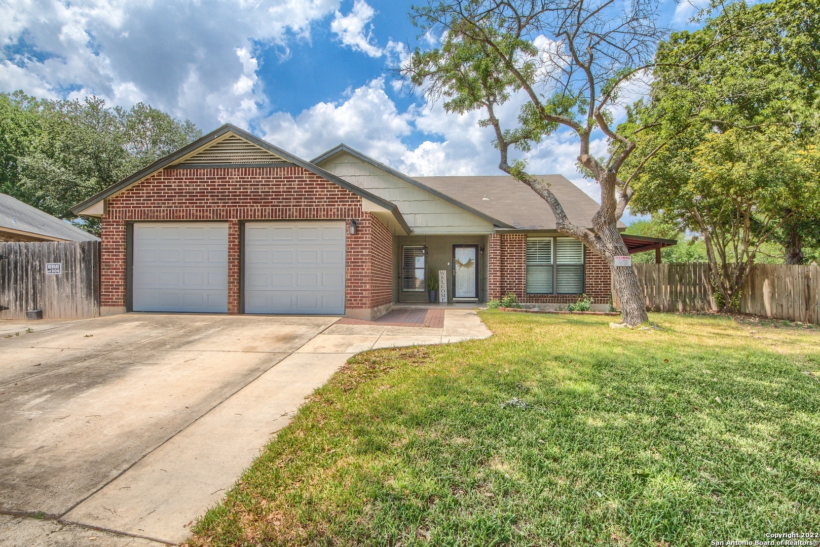 Property Photo:  7911 Forest Ranch  TX 78233 