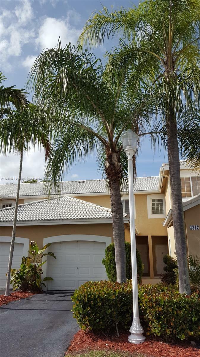 Property Photo:  2213 Salerno Cir  FL 33327 