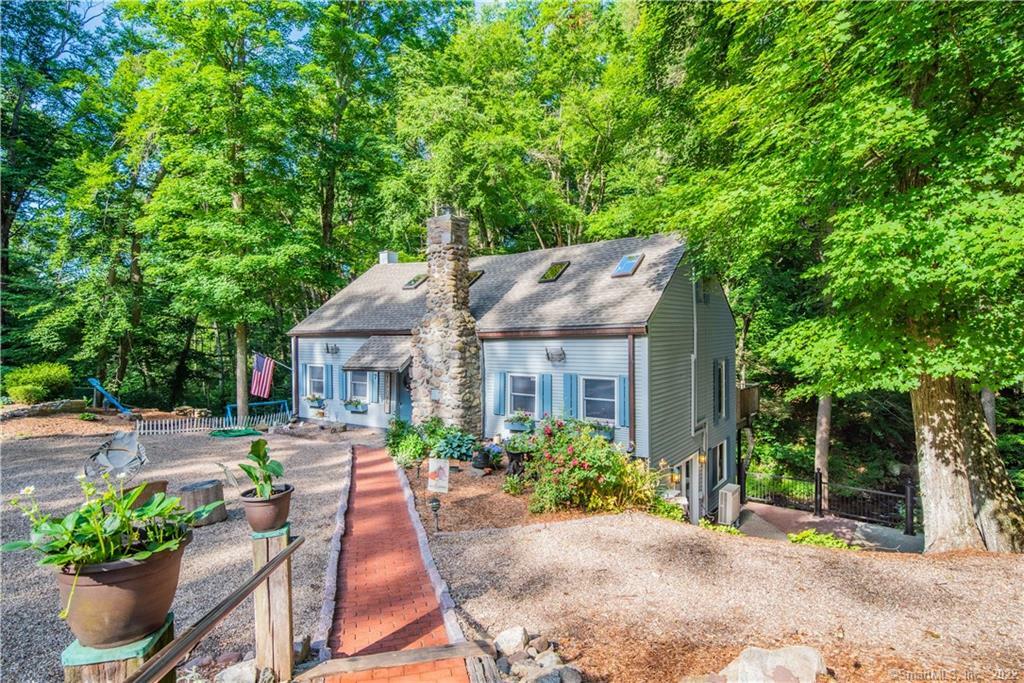 Property Photo:  7 Grist Mill Lane Road  CT 06424 