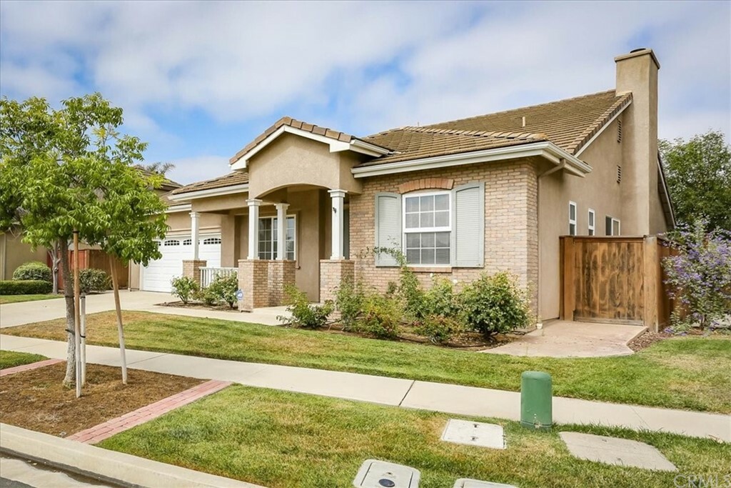 Property Photo:  2737 Taran Court  CA 93455 