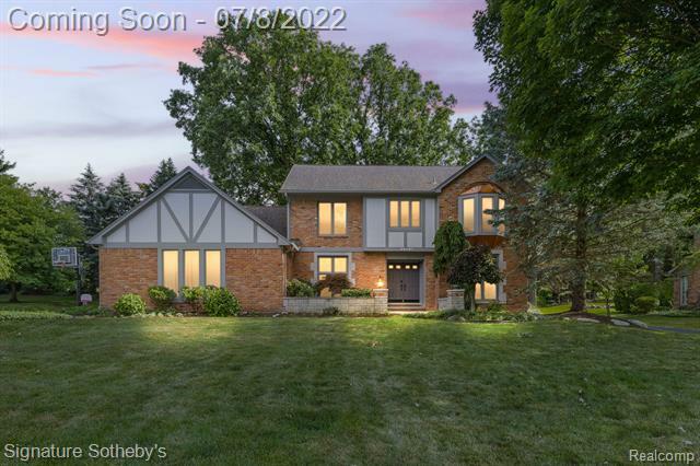 Property Photo:  30197 Fox Club Drive  MI 48331 