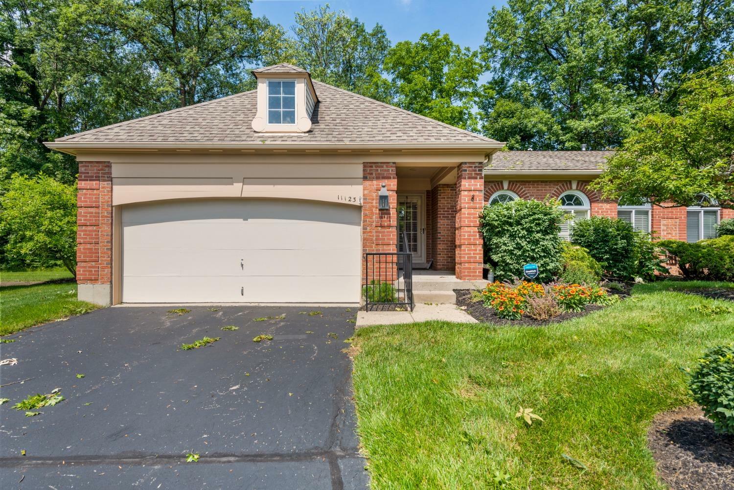 Property Photo: 11123 Jardin Pl OH 45241