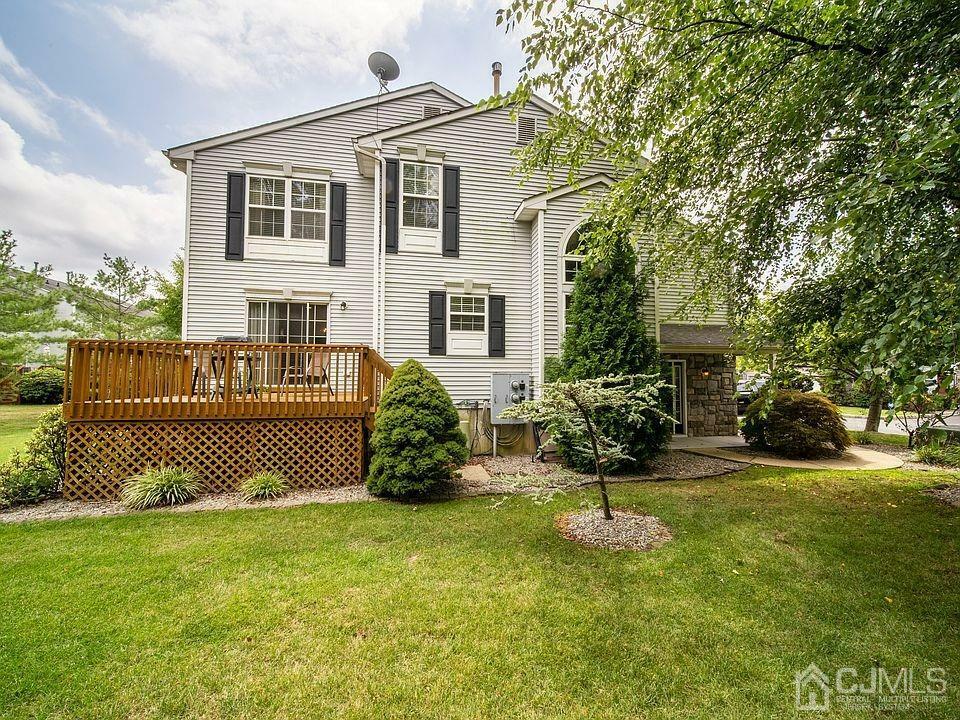 Property Photo:  7 Bridgepointe Drive Drive 217  NJ 08879 