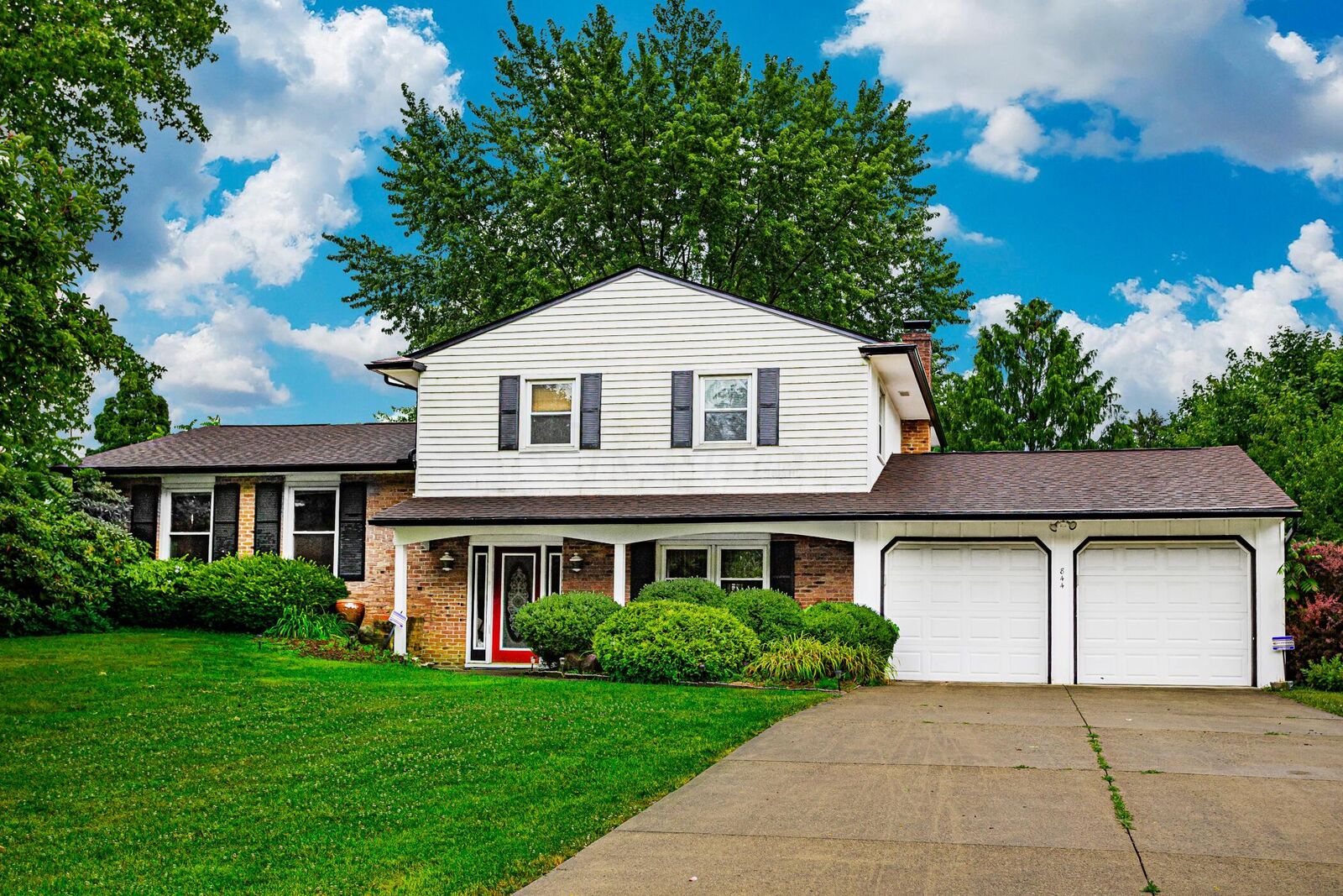 Property Photo:  844 Critchfield Road  OH 43213 