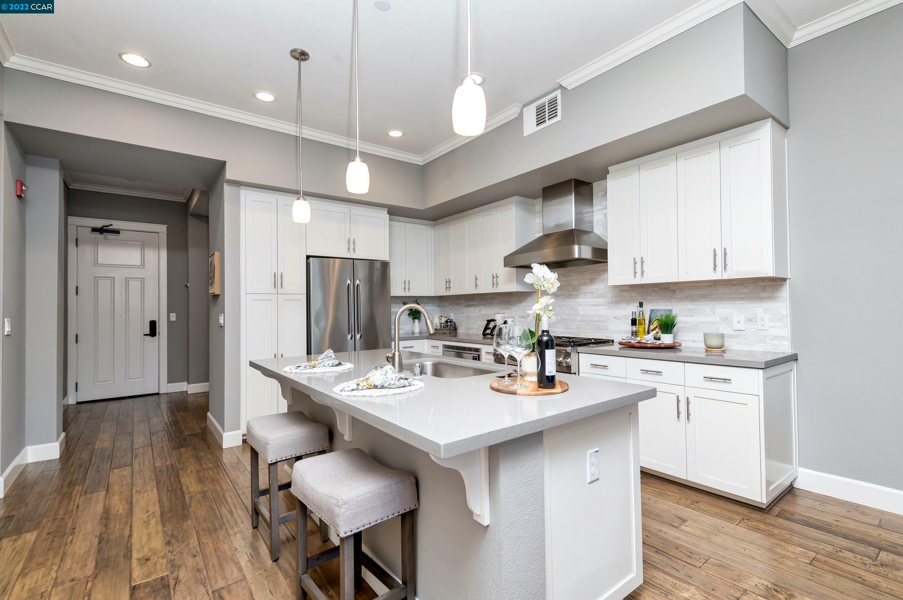 Property Photo: 200 Railroad Ave 204 CA 94526
