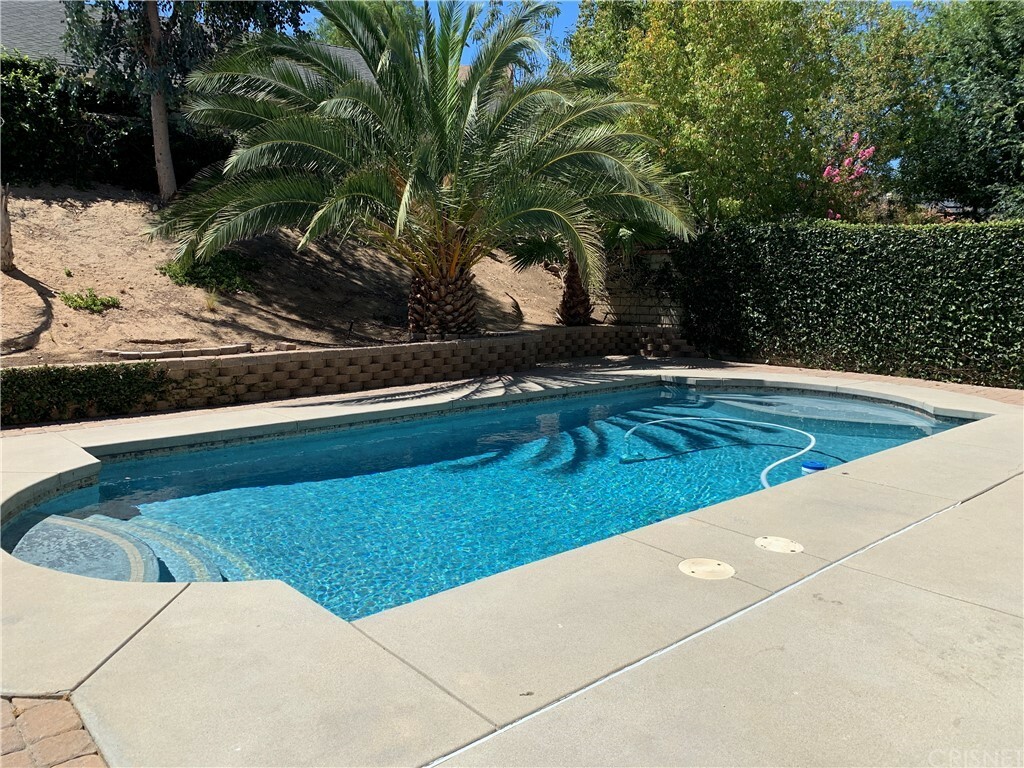 Property Photo:  28761 Magnolia Way  CA 91390 