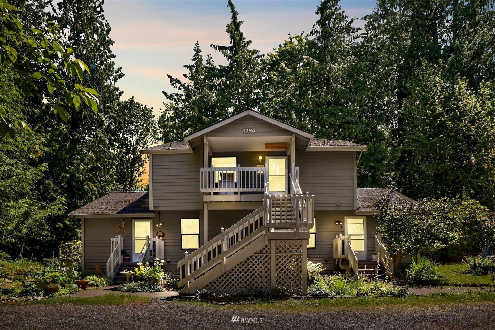 Property Photo: 1294 Lowe Avenue WA 98229