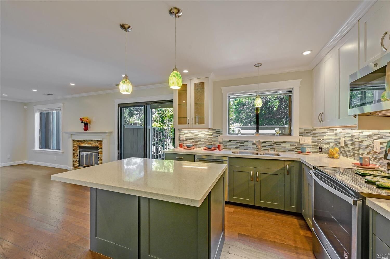 Property Photo:  72 Hector Lane  CA 94949 