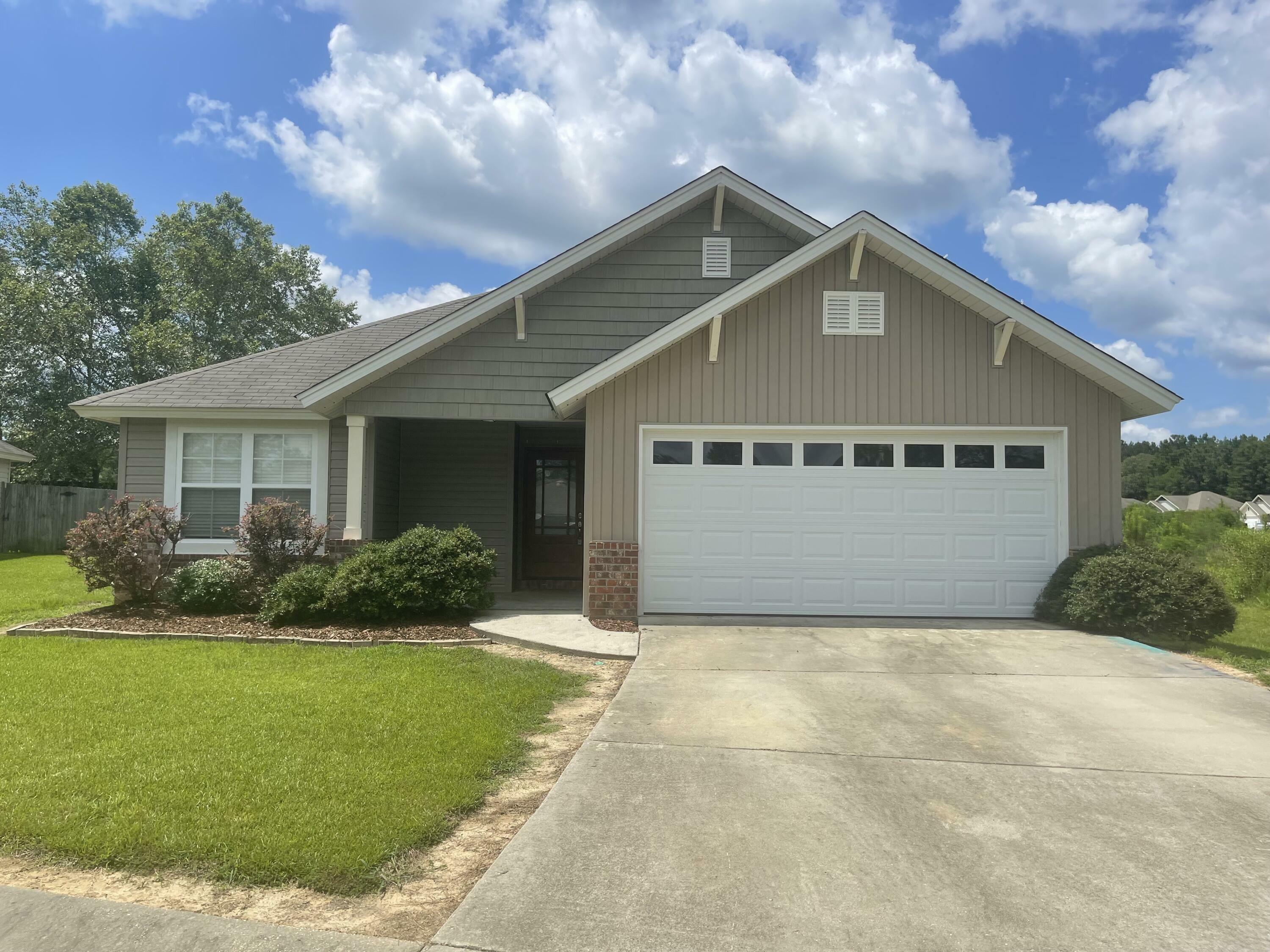 Property Photo:  29 S Village Lane  MS 39465 