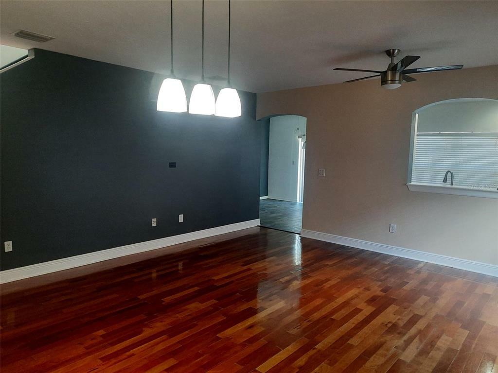 Property Photo:  6721 Cambridge Park Drive  FL 33572 