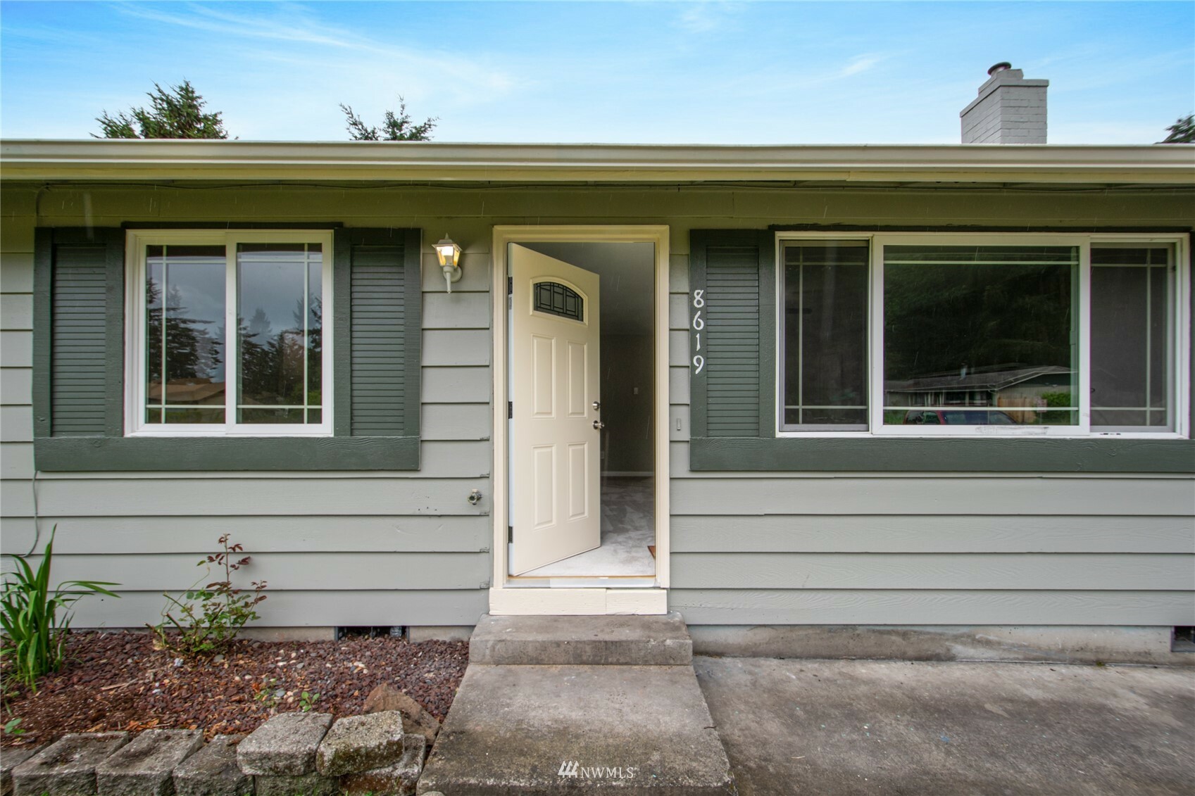 Property Photo:  8619 9th Street SE  WA 98513 