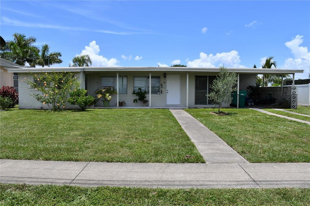 Property Photo: 140 Dow Road FL 33952