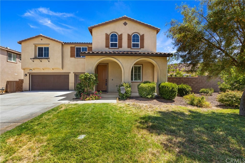 Property Photo:  35611 Desert Rose Way  CA 92532 