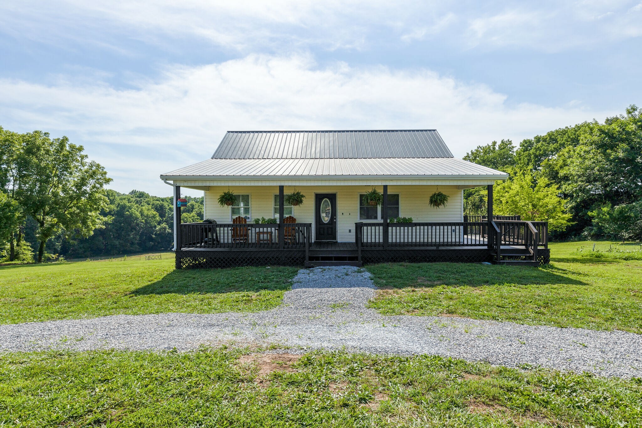 Property Photo:  376 Campbellsville Hill Rd  TN 38478 