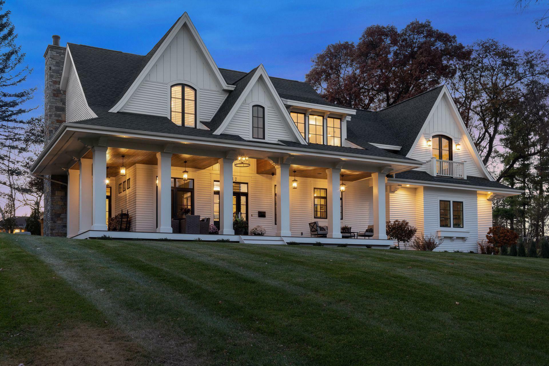 Property Photo: 4912 Ridge Place MN 55424