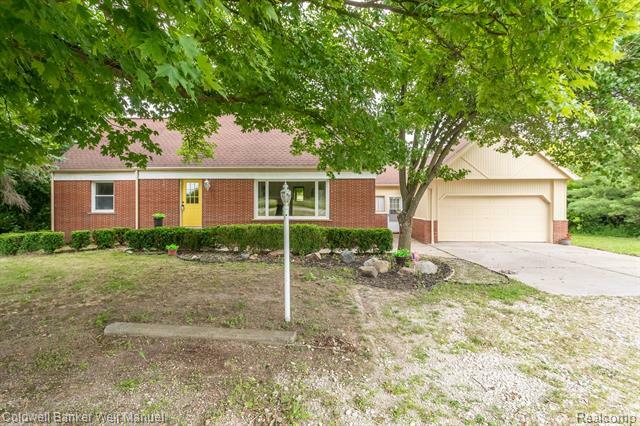 Property Photo:  49940 Proctor Road  MI 48188 