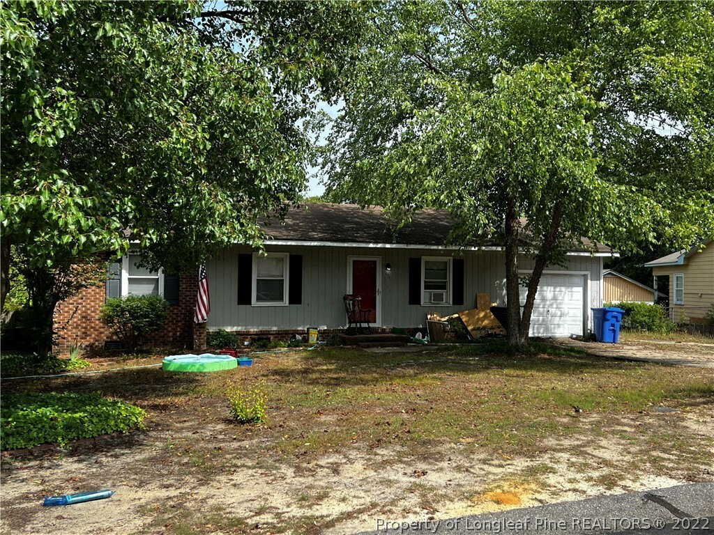 Property Photo:  806 Darlington Drive  NC 28311 