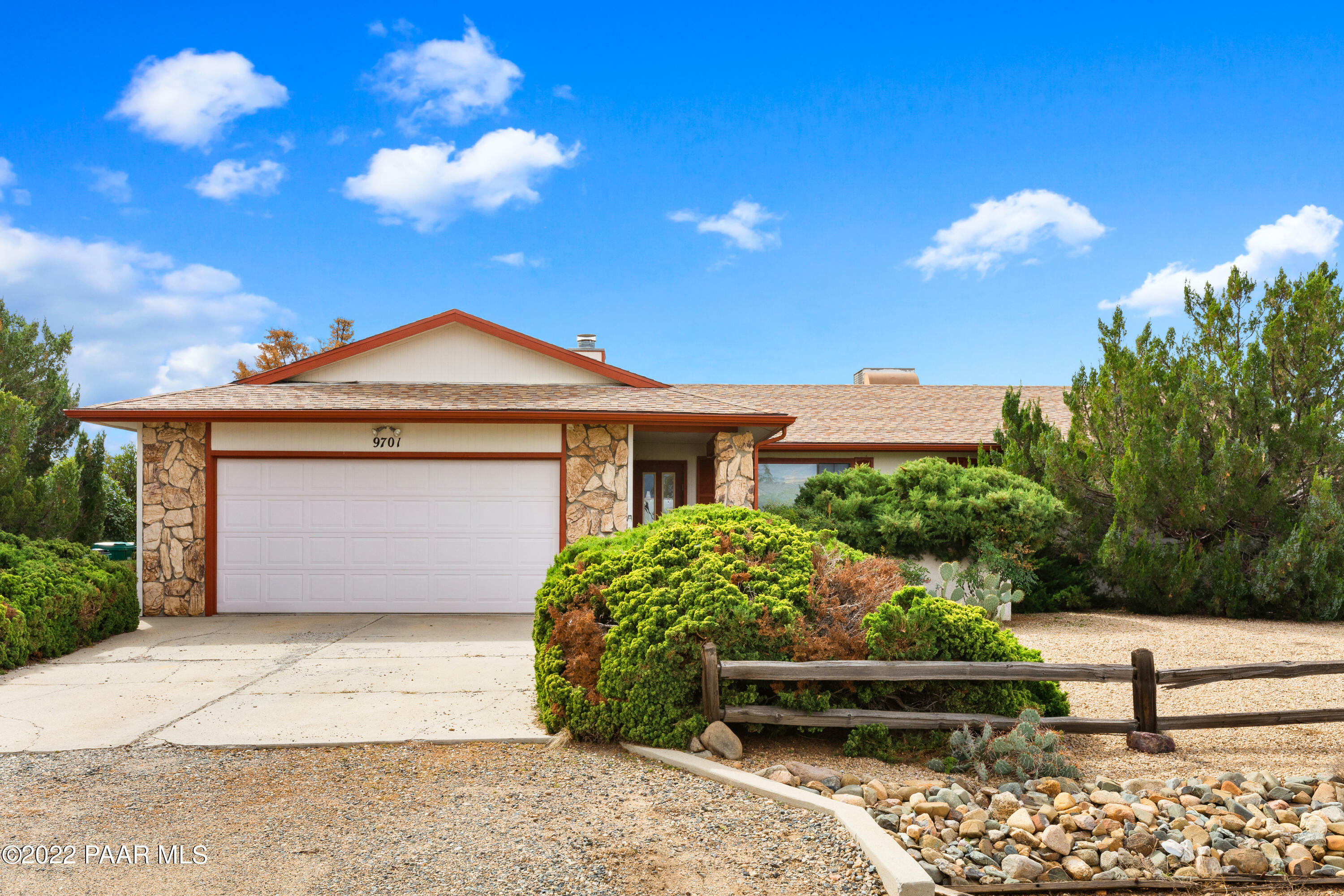 Property Photo:  9701 E Rancho Vista Drive  AZ 86314 