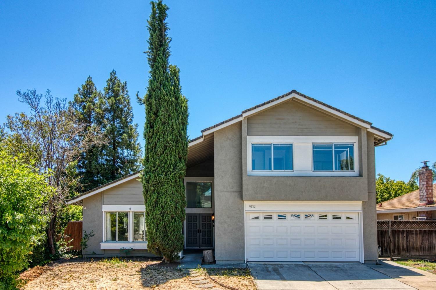 Property Photo:  9932 Rio Cosumnes Circle  CA 95624 