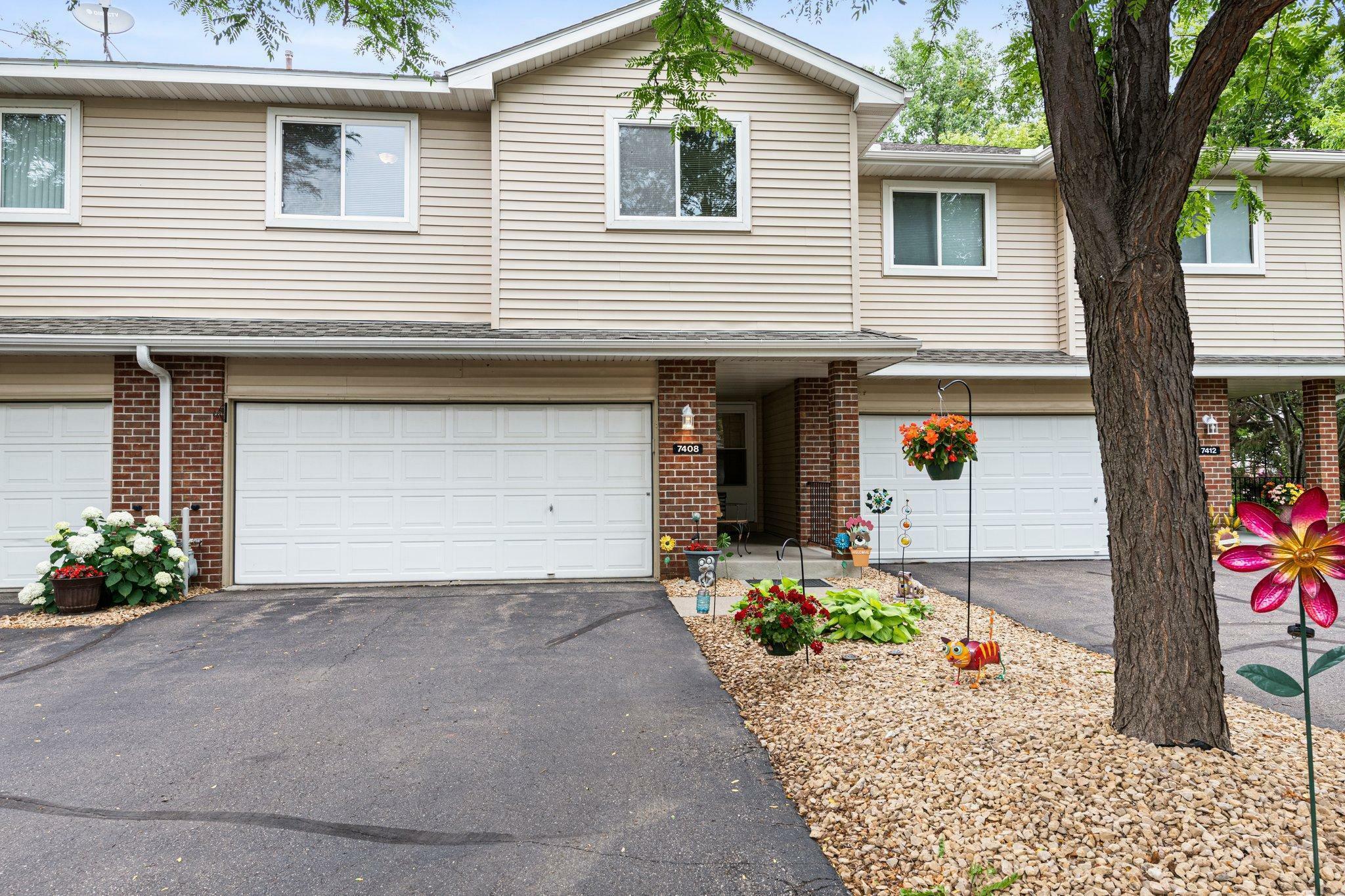 Property Photo:  7408 Bolton Way  MN 55076 