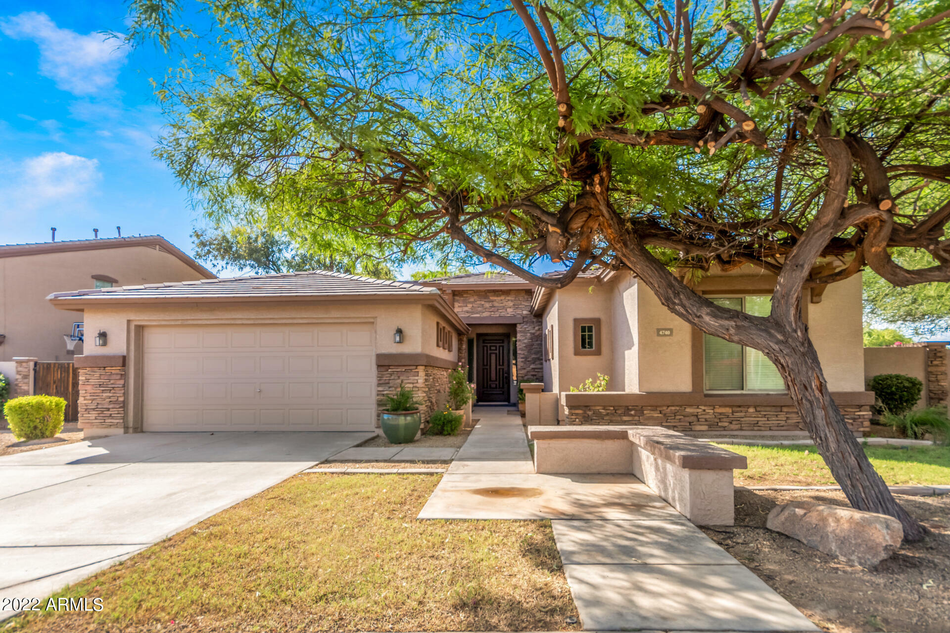 Property Photo: 4740 E Peach Tree Drive AZ 85249