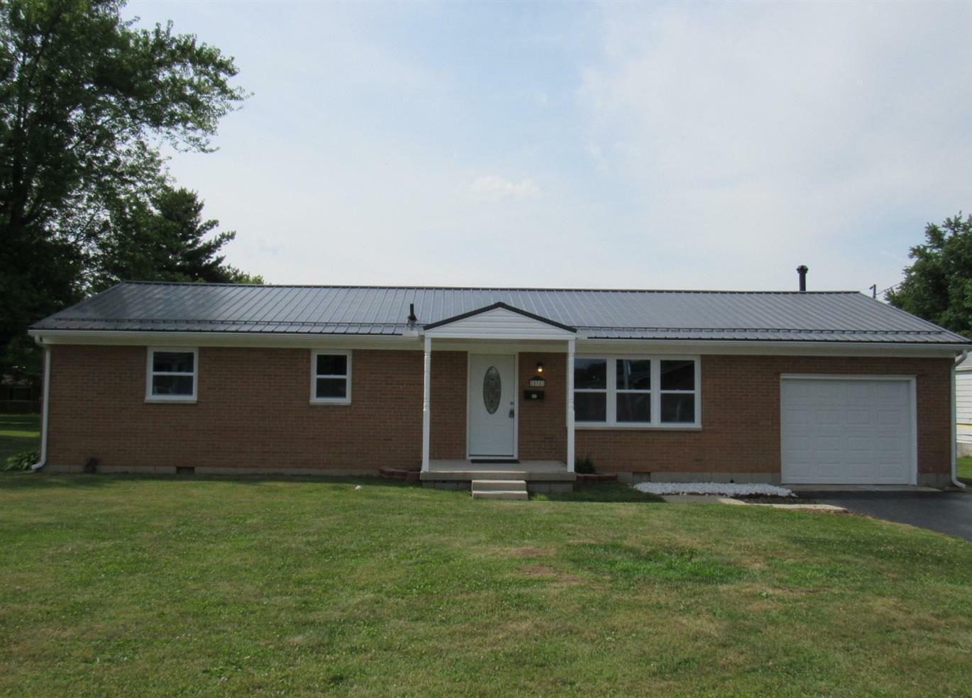 Property Photo:  575 Prairie Ave  OH 45177 