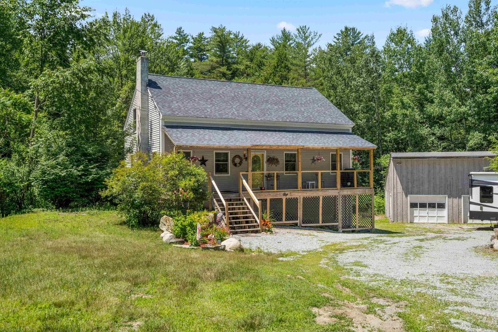 Property Photo:  17 Arthur Road  NH 03281 