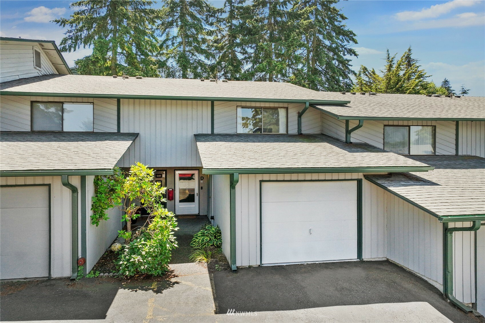 Property Photo: 4024 S 158th Street D WA 98188