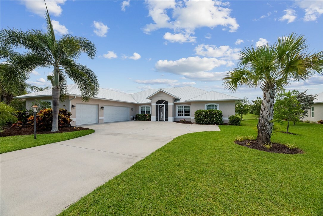 Property Photo:  1575 Eagles Circle  FL 32958 