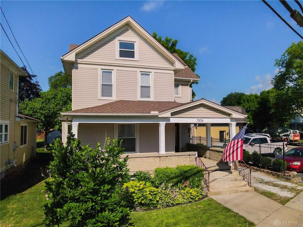 Property Photo: 1306 Broadway OH 45356
