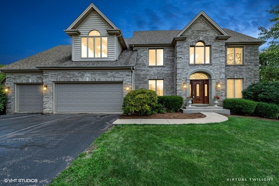 Property Photo:  515 Litchfield Lane  IL 60103 