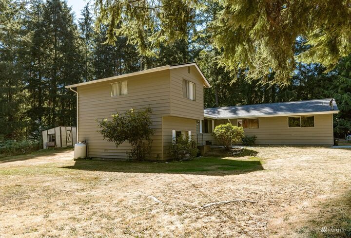 Property Photo: 744 Spitfire Lane WA 98277