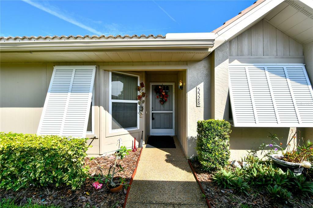 Property Photo: 5528 37th Street E 5528 FL 34203
