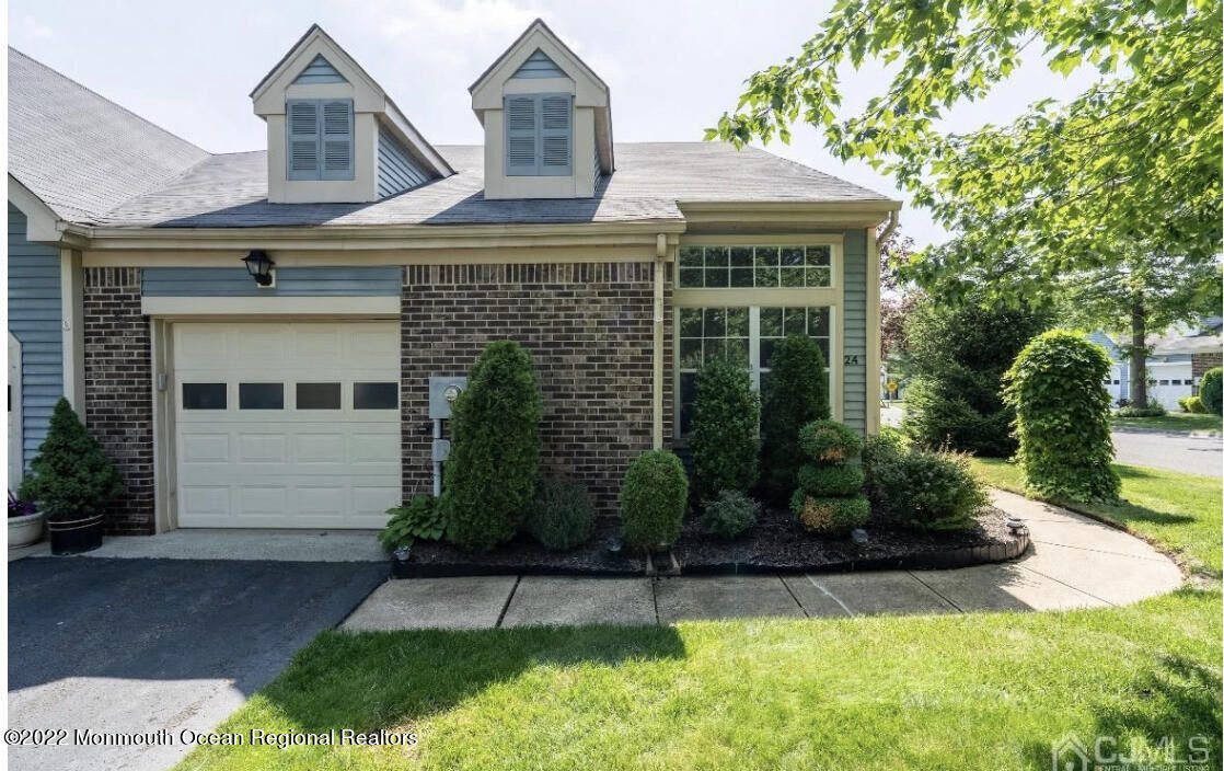 Property Photo:  2A Spaulding Drive  NJ 08846 