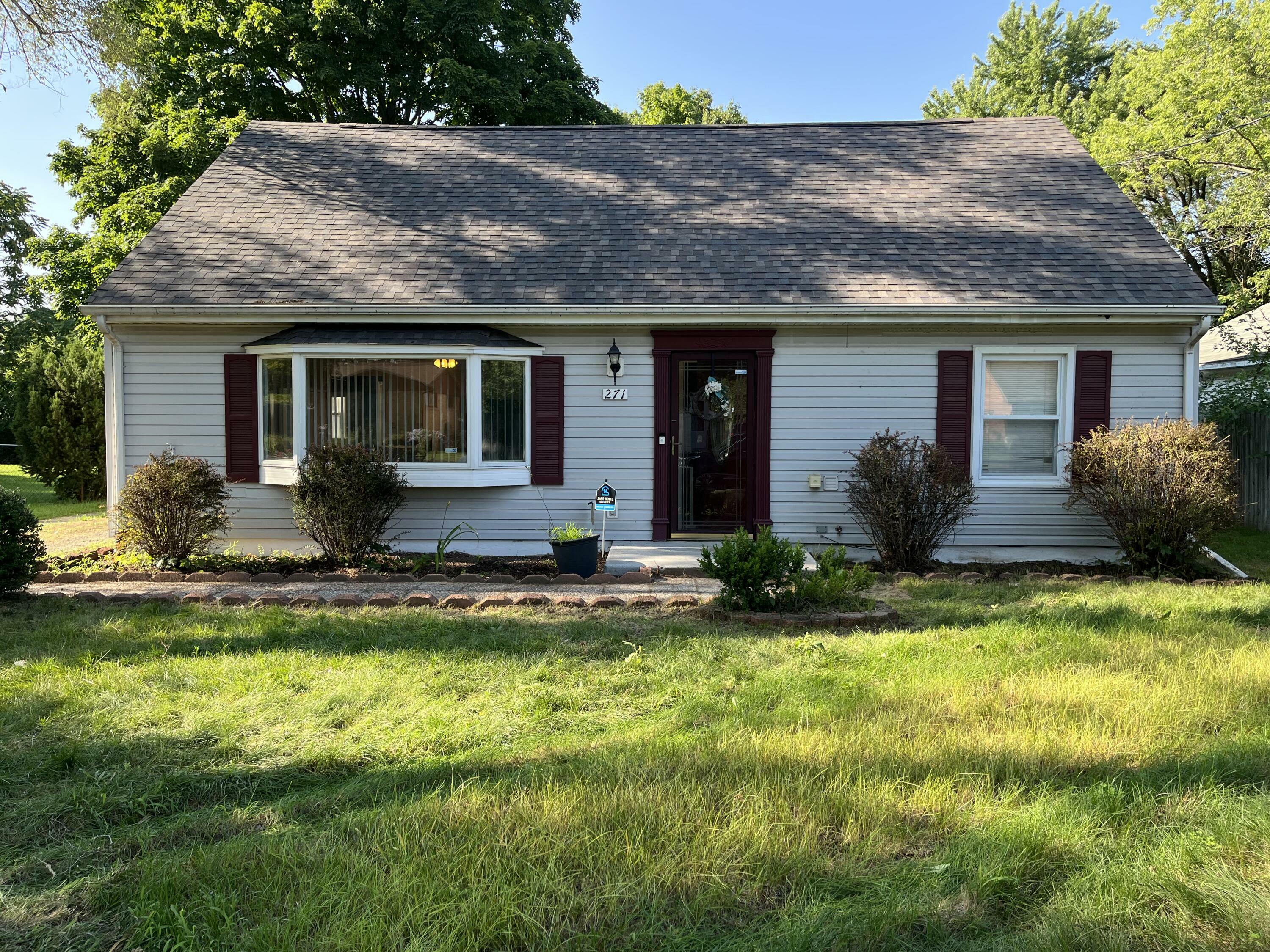 Property Photo:  271 Elmside Road  MI 49022 