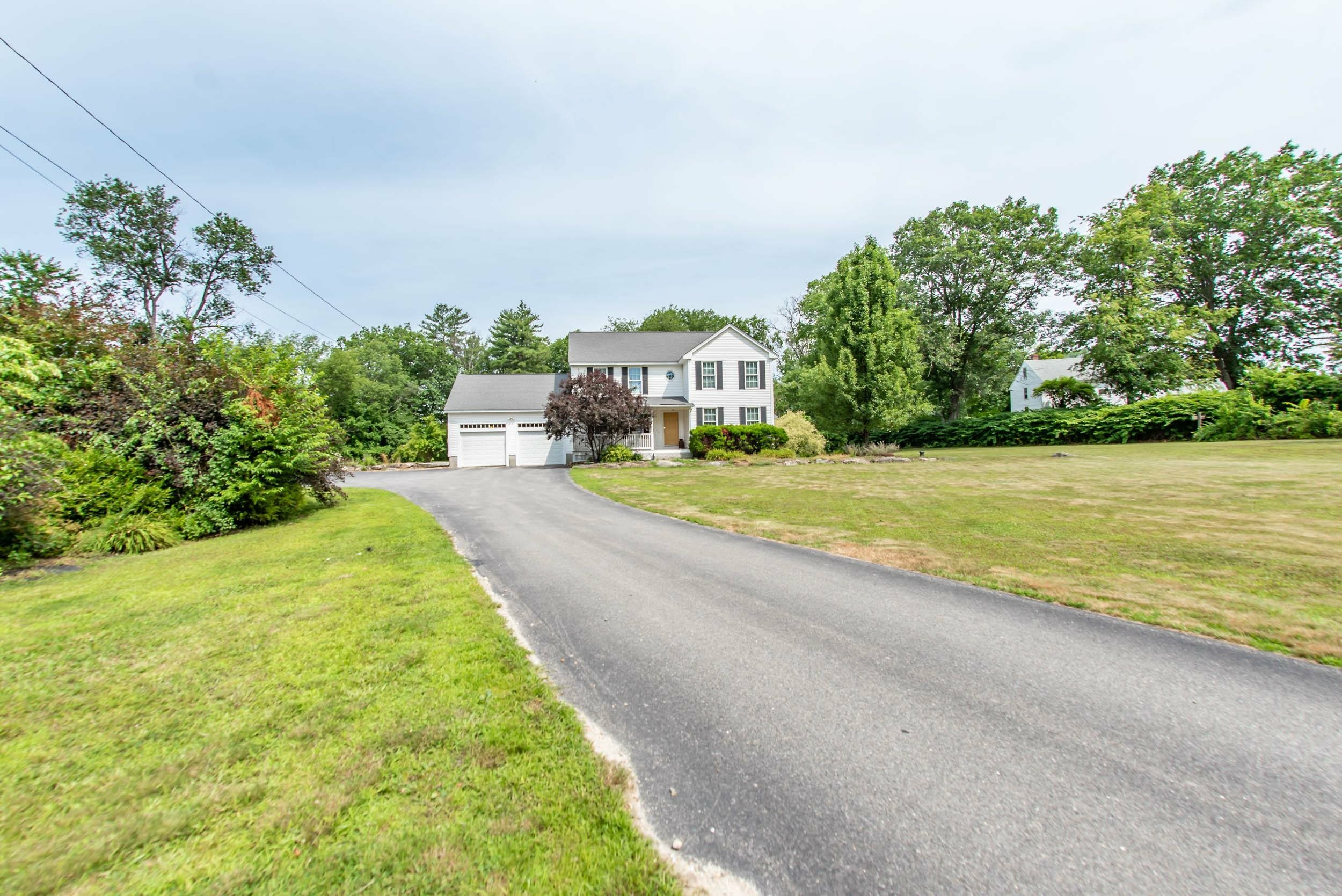 Property Photo: 220 Beard Road NH 03070