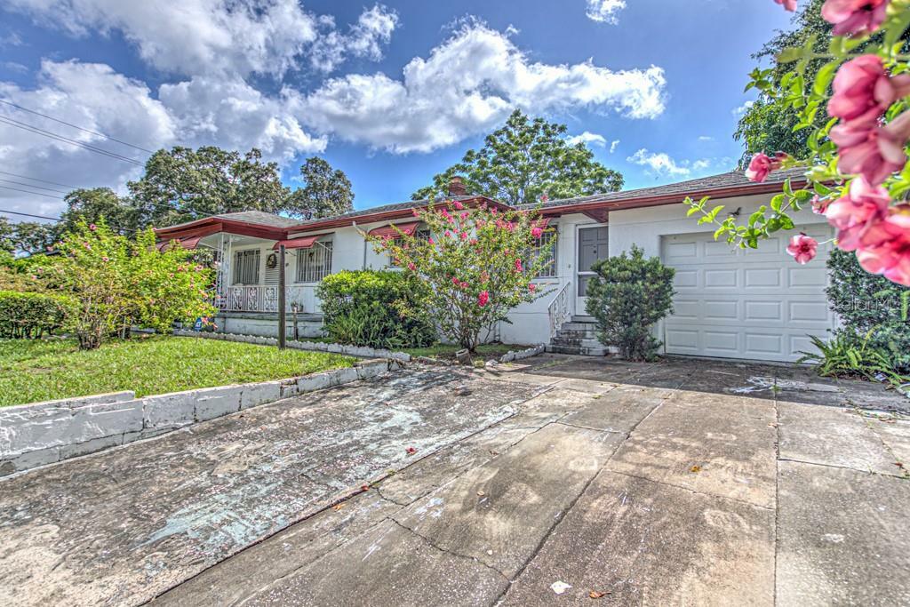 Property Photo:  2705 N Howard Avenue  FL 33607 