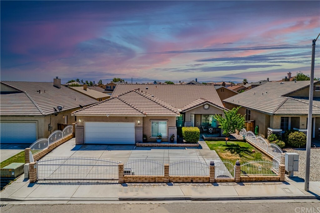 Property Photo: 11823 Dellwood Road CA 92392
